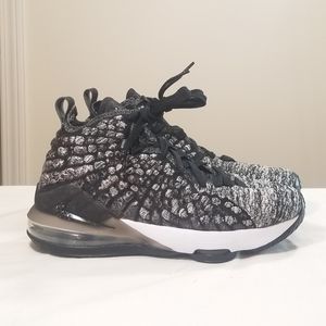 Nike Lebron XVII 17 BQ5594-002